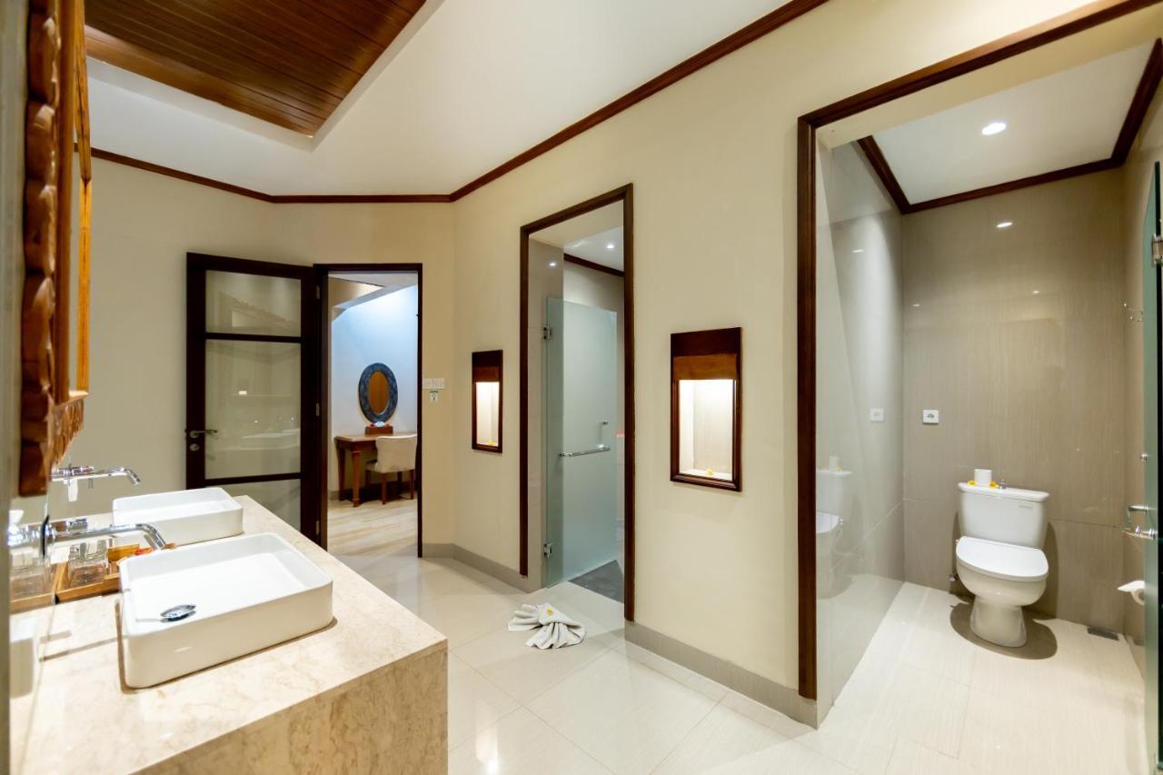 Champlung Sari &